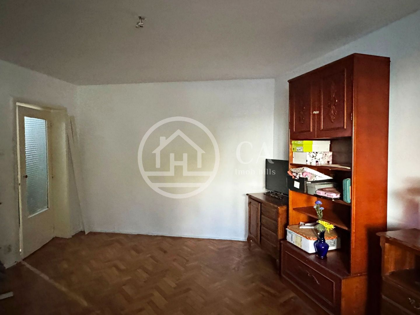 Apartament de închiriat cu 3 camere în zona Dacia, Oradea - Poză 2