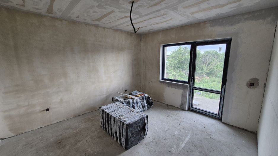 Casa P+1 in comuna 1 Decembrie - str. Victoriei - Poză 7