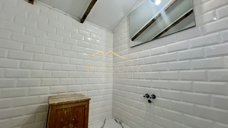 Casa **8 camere** // Domenii - Poză 43