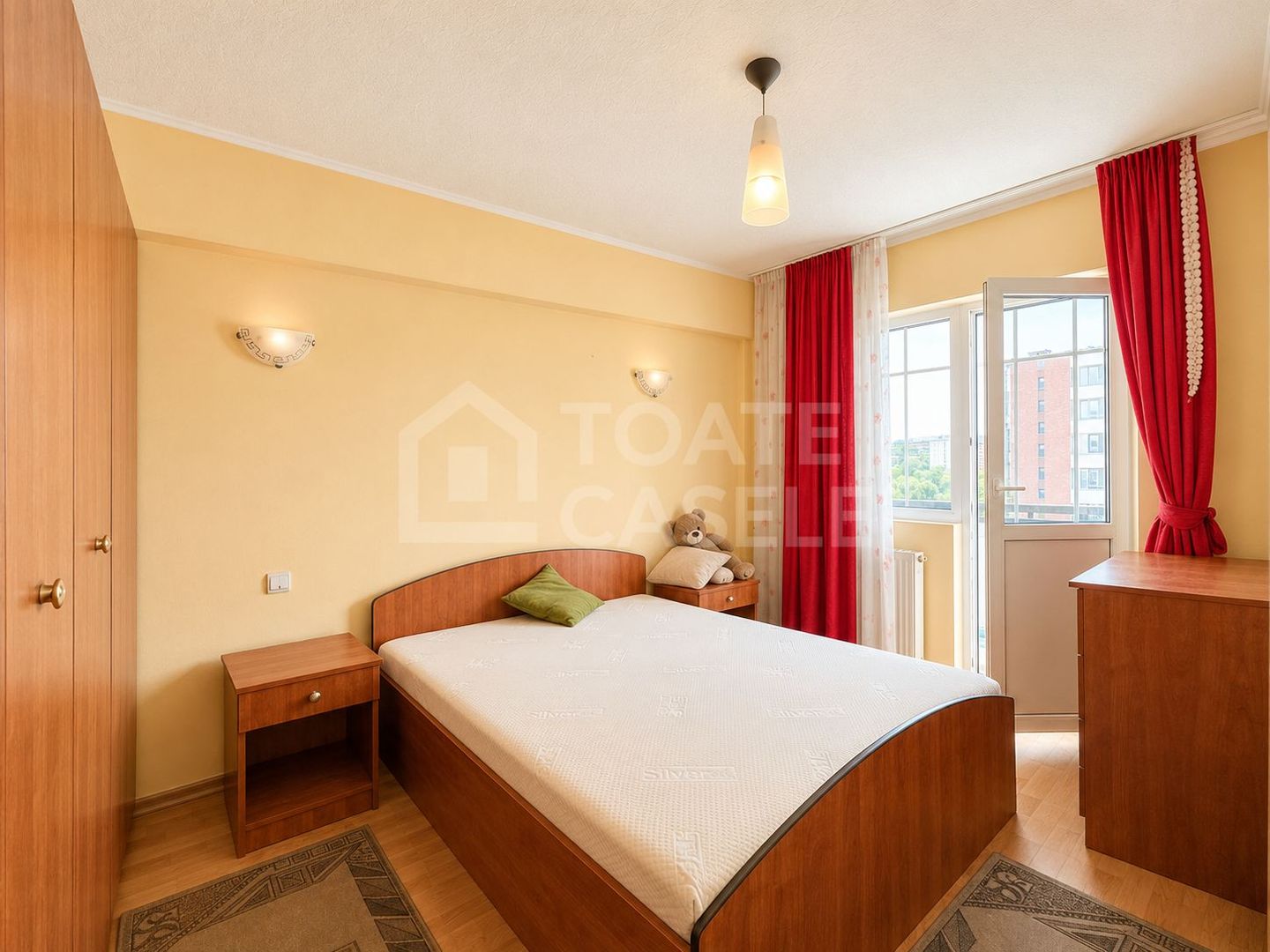 Apartament cu 3 camere, zona Dunarii - Poză 3