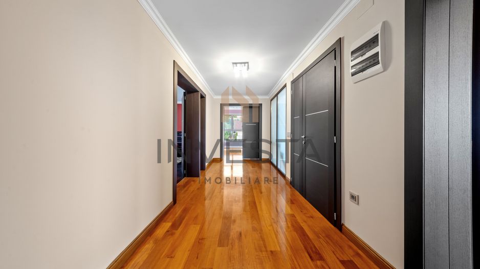 Vila cu teren de 1081 mp in cartierul Andrei Muresanu! - Poză 22