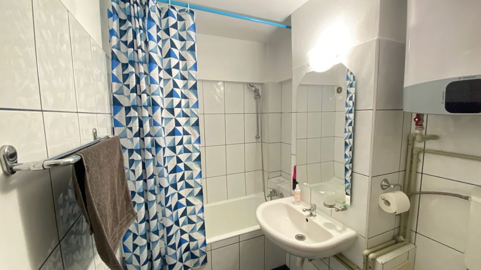 Apartament de închiriat – 2 camere | TINERETULUI V8 - Poză 11