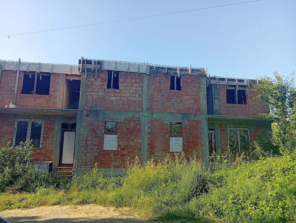 Duplex de vânzare, Valea Lupului, Iași – 240 mp utili, teren 425 mp - Poză 3