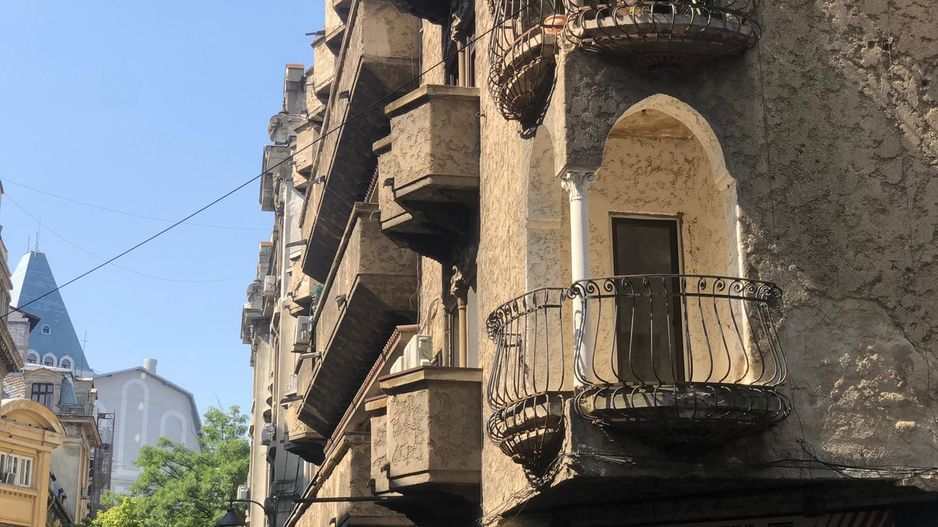 Studio superb (Garsonieră) Cismigiu, Blocul Florentin, centrală, balcon. - Poză 19