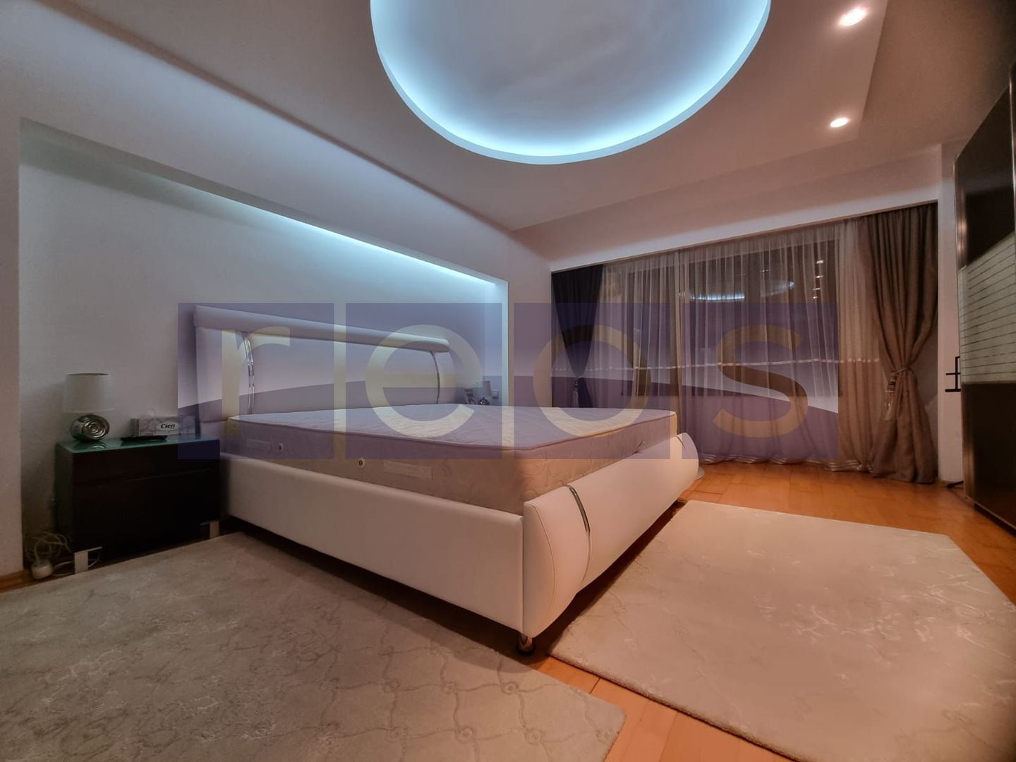 OPORTUNITATE - VANZARE - 3 - CAMERE -DECOMANDAT -OCTAVIAN GOGA - Poză 3