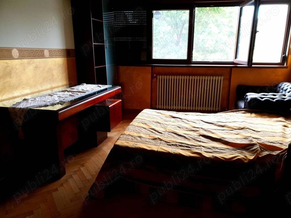 Apartament ultracentral Armeneasca 4camere 97mii - Poză 1