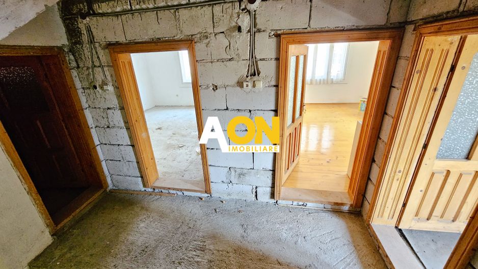 Casa de inchiriat Cetate, pretabil pentru muncitori - Poză 7