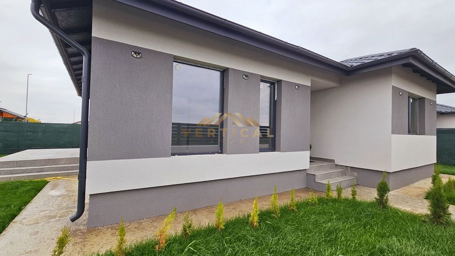 Casa parter 3 camere cu teren 340 mp - com Berceni - Poză 4