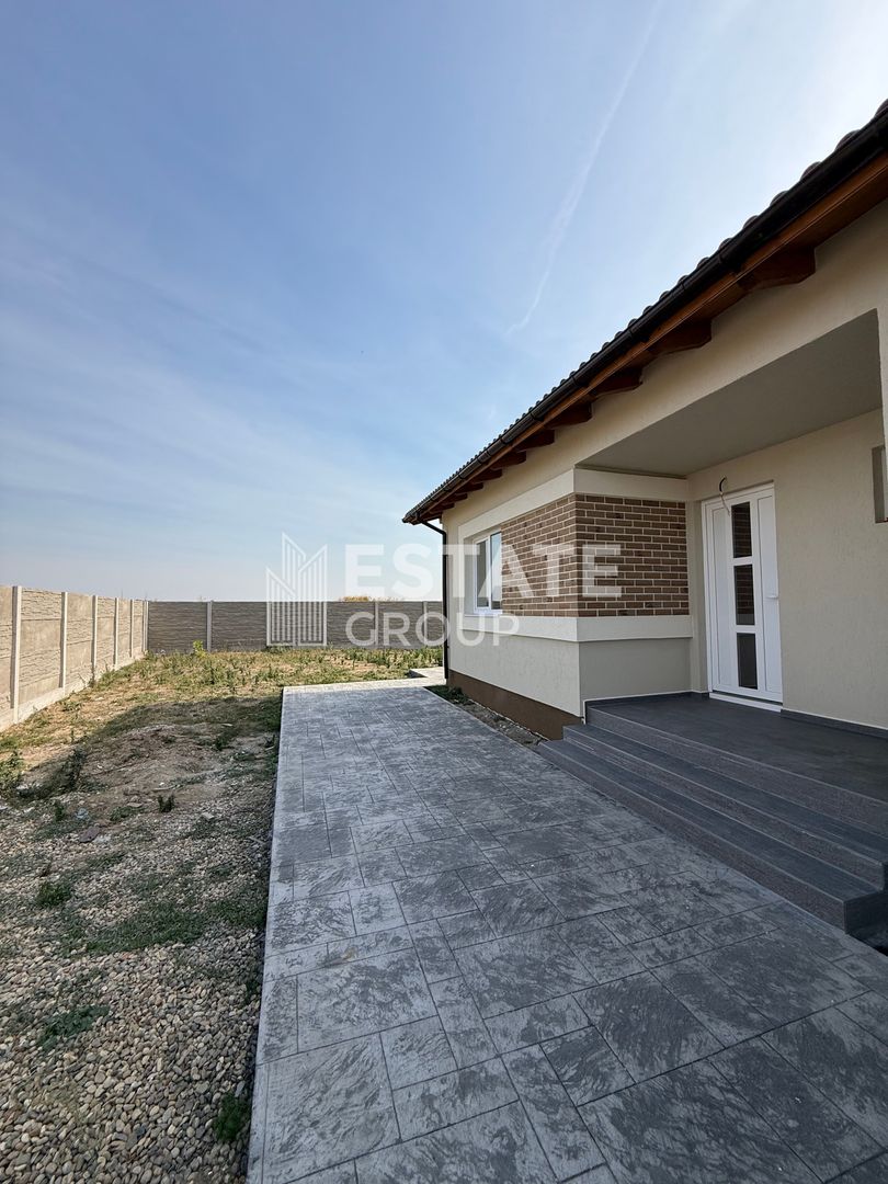 Casa individuala cu 4 camere in Mosnita Noua - Poză 19