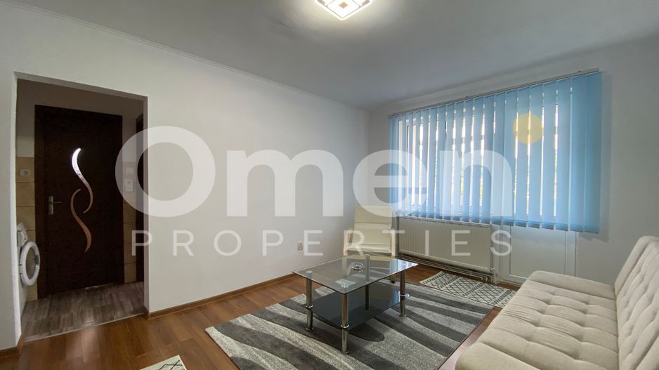 Apartament cu 2 camere, cu view superb, situat central - Poză 2