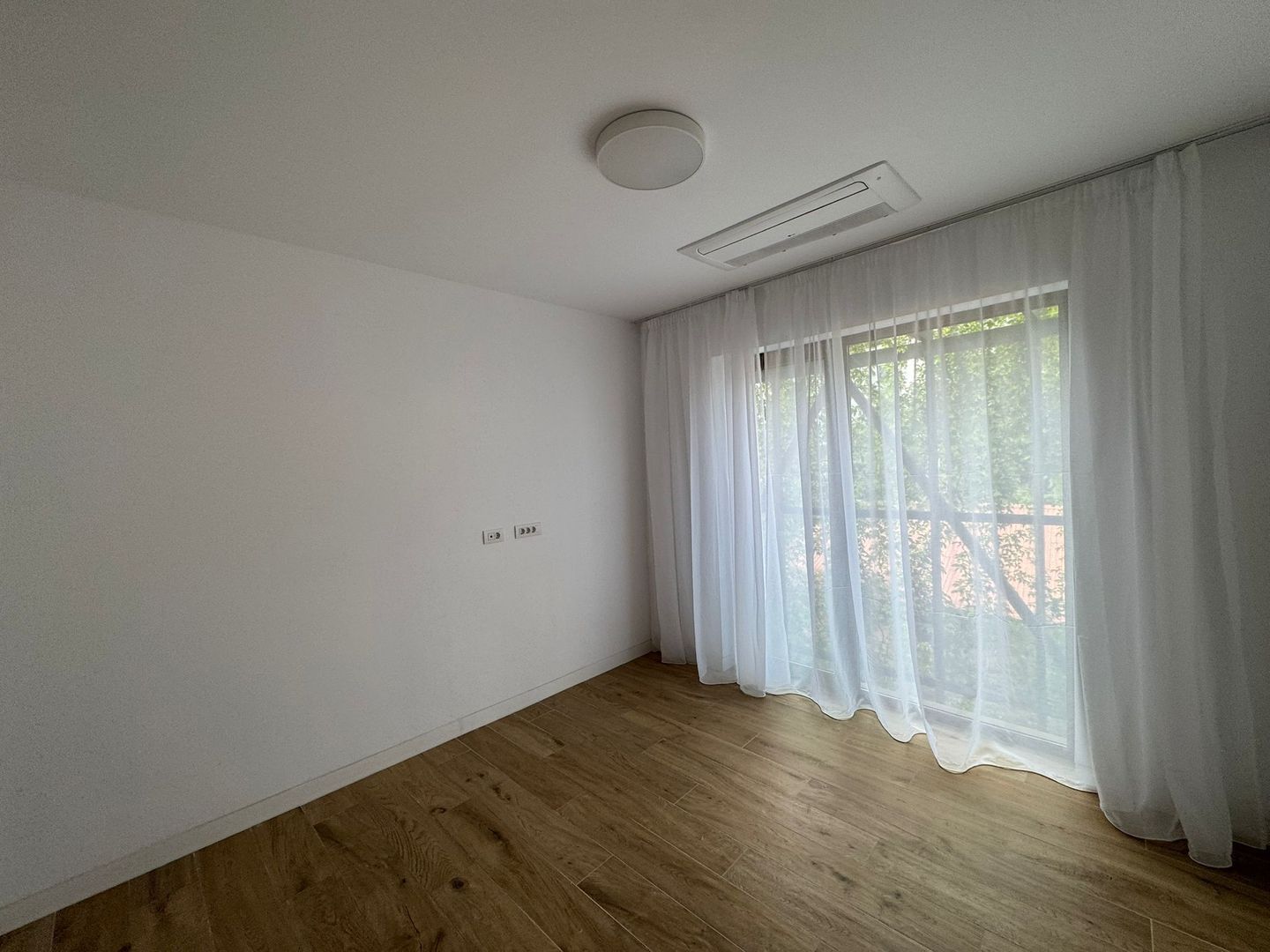 Apartament 3 camere | Parcare subterana | Viitorului 134 Central Distr - Poză 16