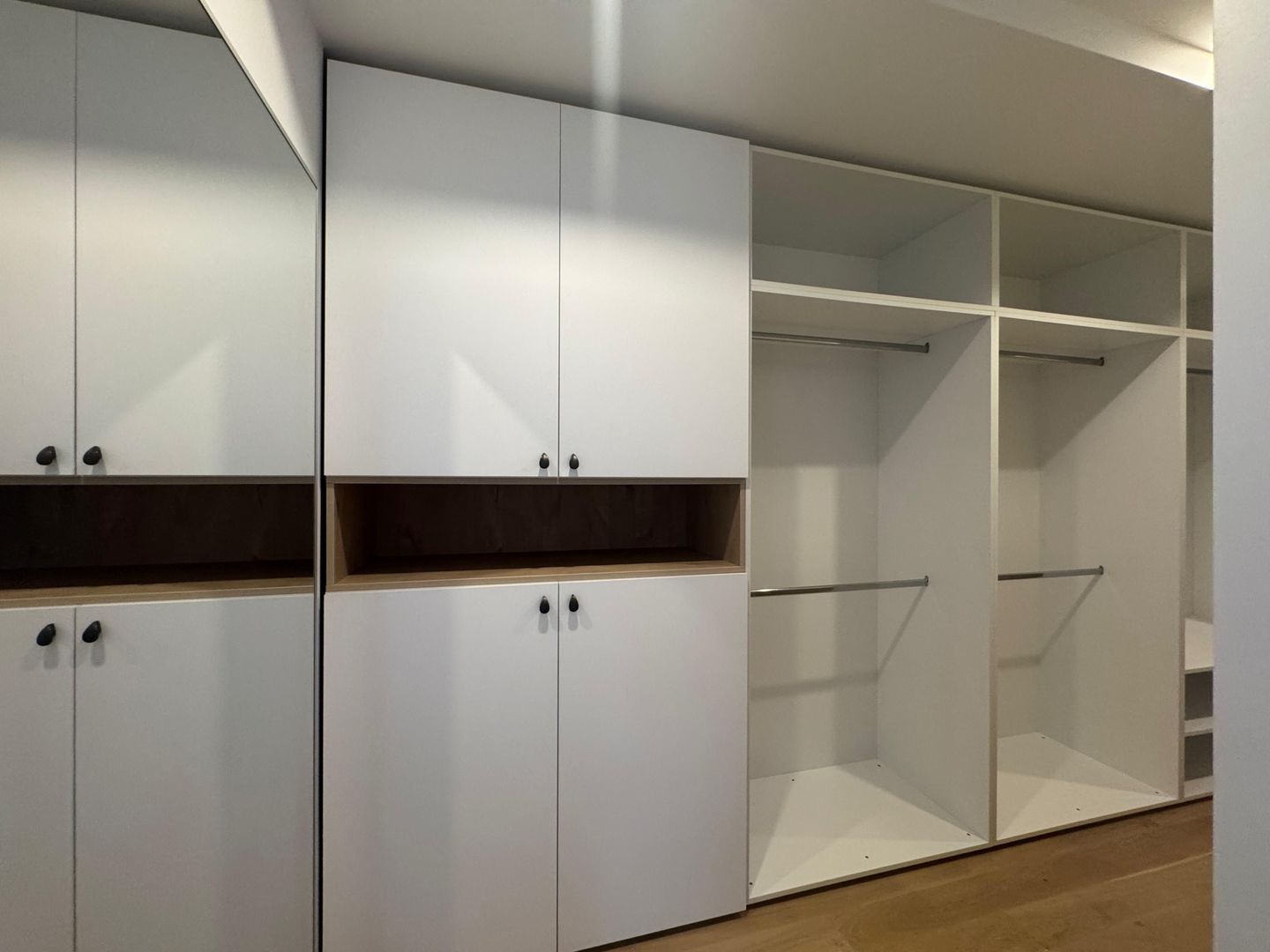 3 camere PREMIUM| 135 MP + 22 MP terasa - Poză 9