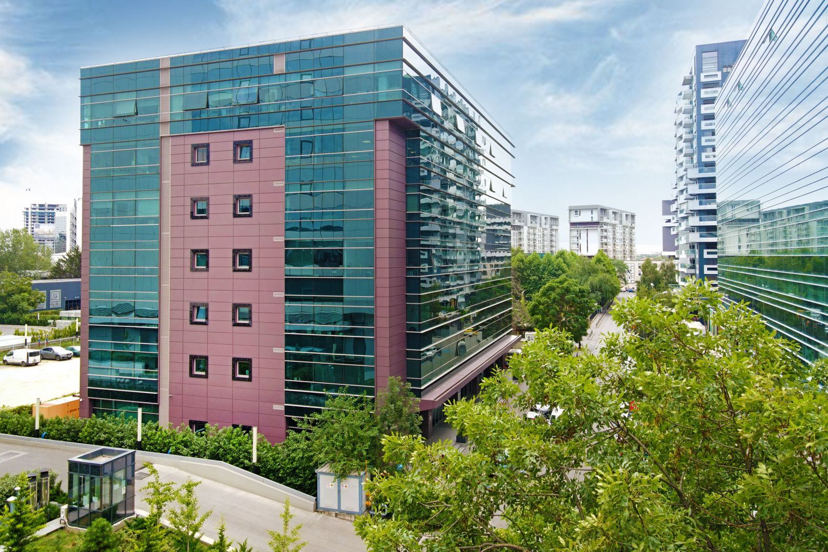 OPORTUNITATE DE INVESTIȚIE | CLĂDIRE OFFICE- PIPERA- 7.100 MP GLA- - Poză 4