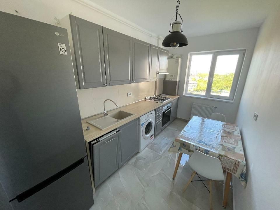 Bloc Nou 2023 • 2 Camere Decomandat • Parcare Subterană - Poză 1