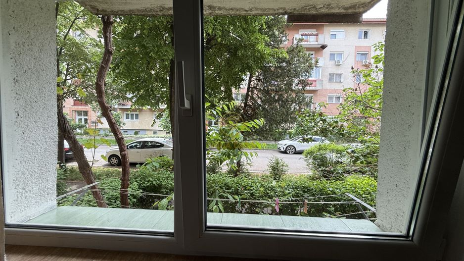 Garsoniera cocheta  de inchiriat Carpatii II-Parter - Poză 6
