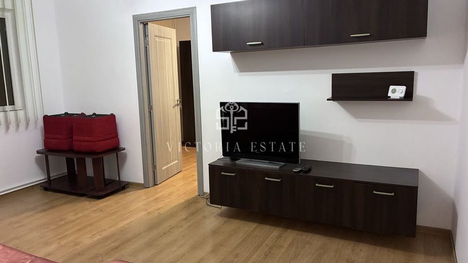 Inchiriez apartament 2 camere  curat, et 3/4 zona Sirus /Marasesti  , - Poză 1