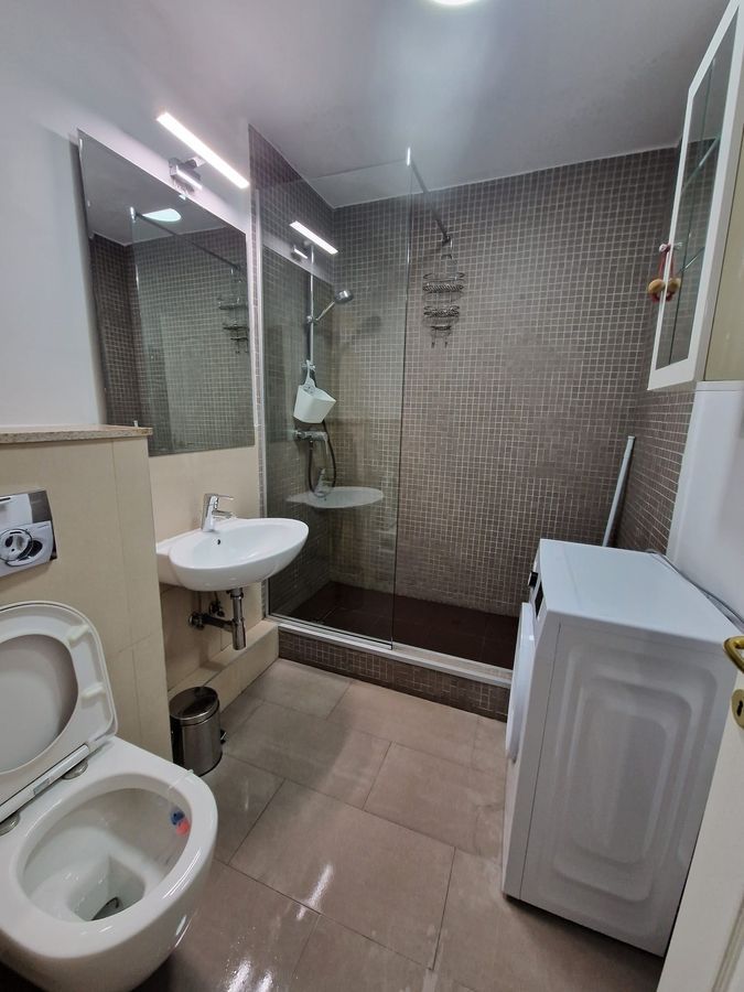 Închiriez apartament 2 camere, Piața Alba Iulia, parțial mobilat - Poză 7