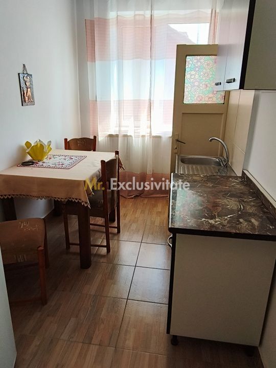 Vânzare apartament 2 camere Central Târgu Jiu etaj 2 - Poză 8