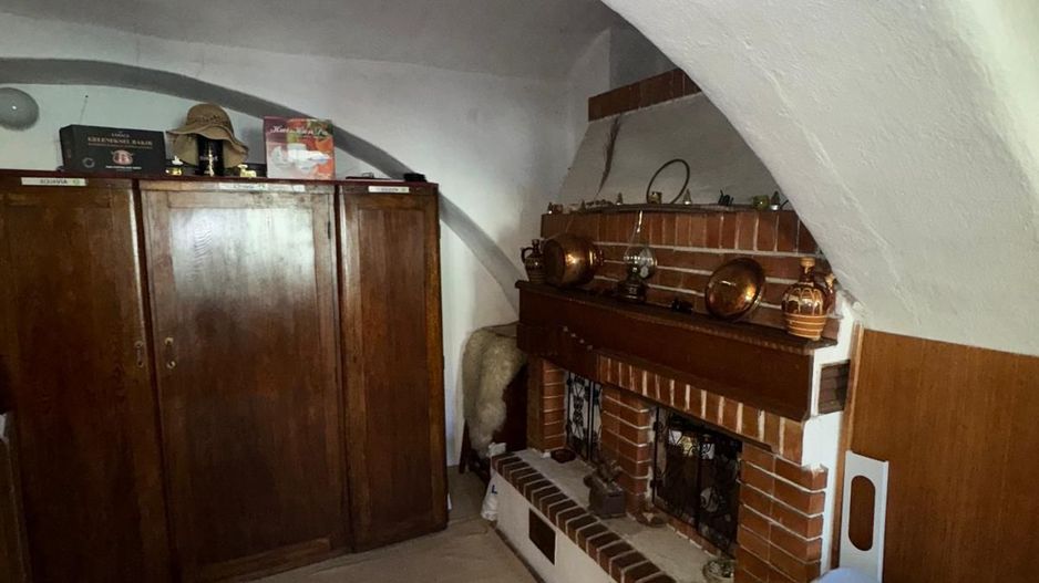 vand casa zona ALUNIS, 450 mp teren - Poză 2