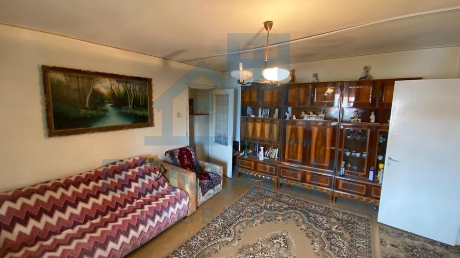 Apartament 2 camere semidecomandat spatios 56mp Rovine MOL - Poză 2