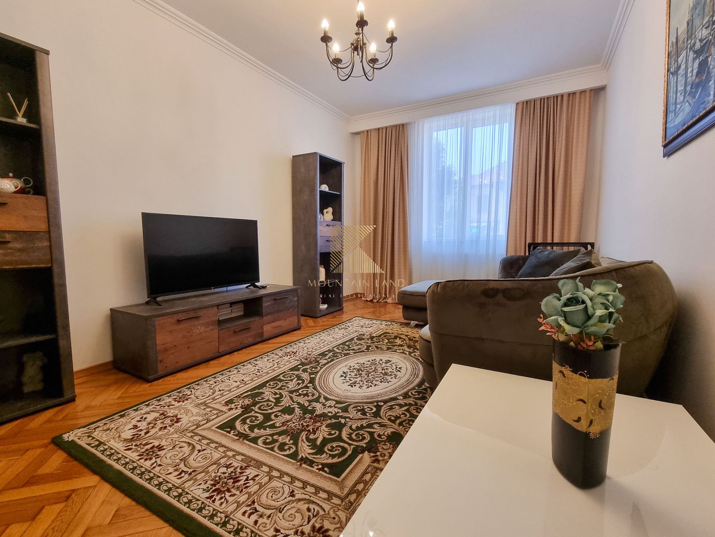 Apartament complet renovat și mobilat – parter, Bulevardul 15 Noiembri - Poză 2