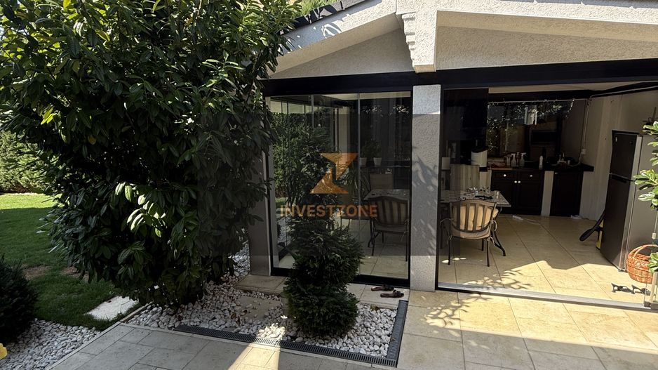 Vilă Lux  Oradea-strada Calimanestilor - Poză 17