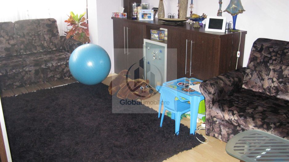 Inchiriez apartament 2 camere, Teiul Doamnei - Poză 7