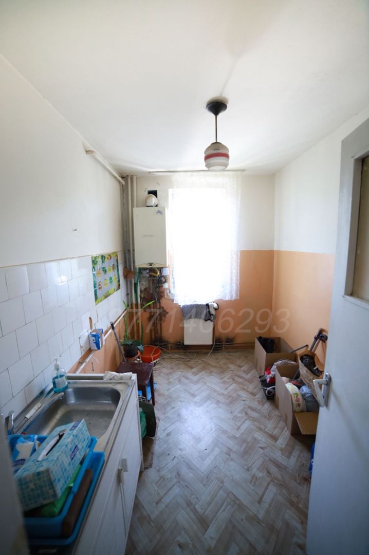 2 Camere Astra-Saturn, liber, 85000Euro - Poză 1