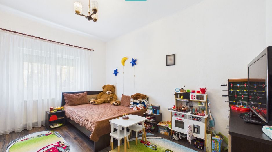 Casă 3 camere, 544 mp teren, Gai, curte + garaj - Poză 3