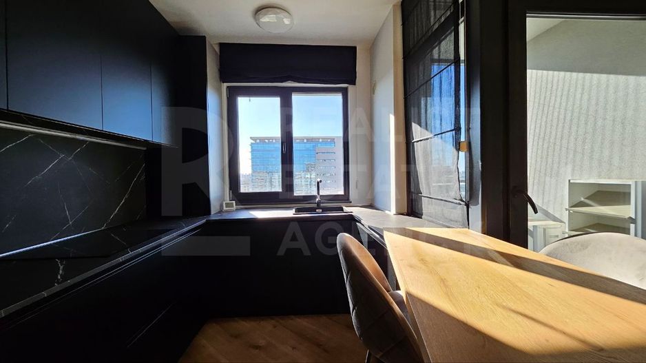 Chirie, apartament cu 3 camere în zona Pipera, București - Poză 2