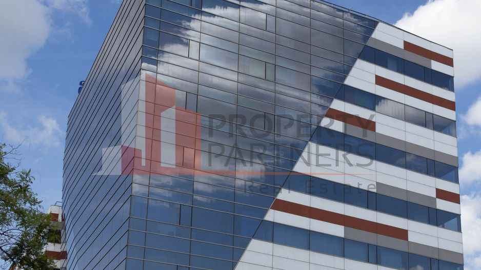Spatiu comercial stradal - 686.35mp - Pretabil showroom / medical - Poză 4