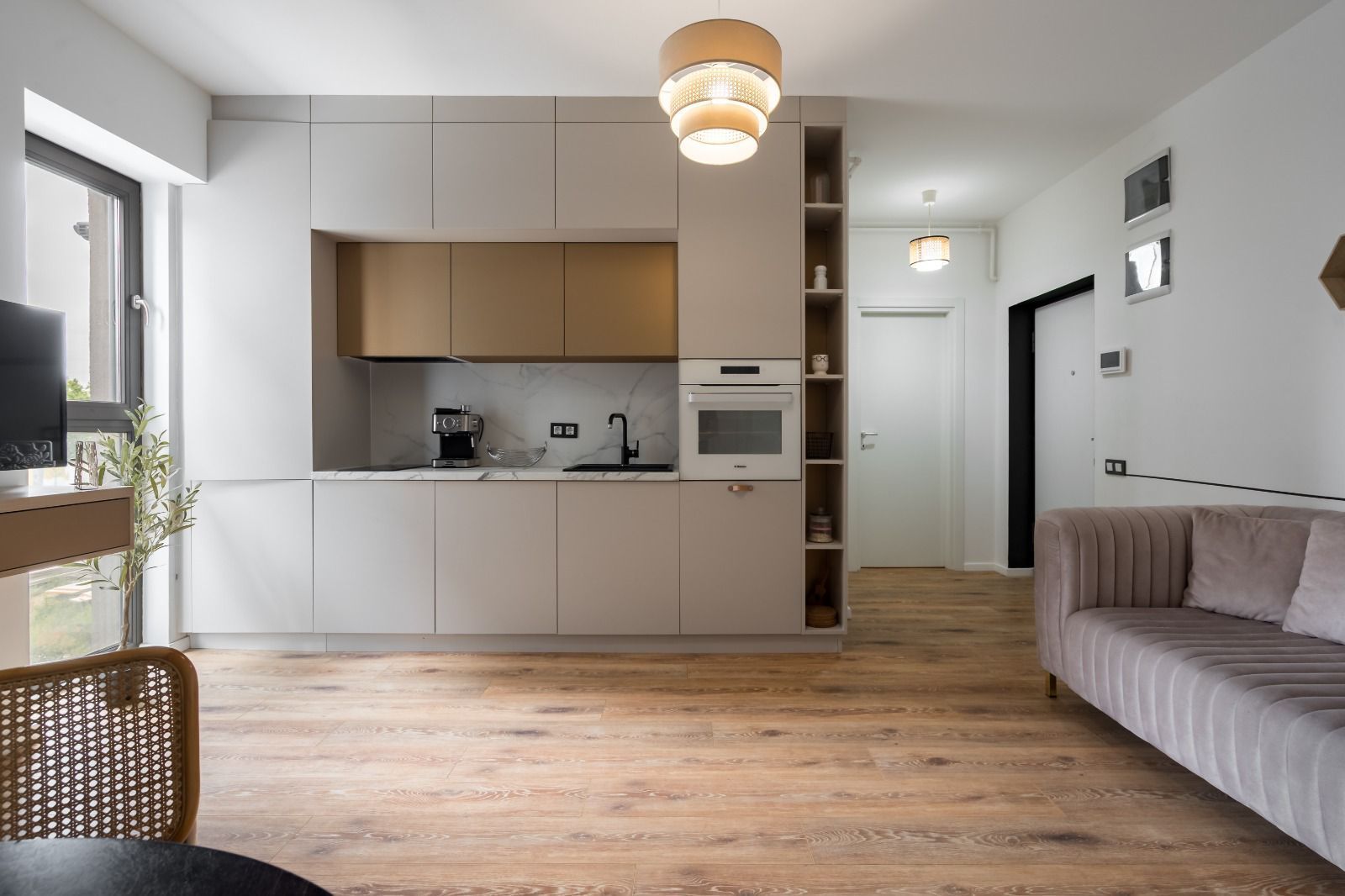 Inchiriere apartament 3 camere | Sisesti - Poză 4