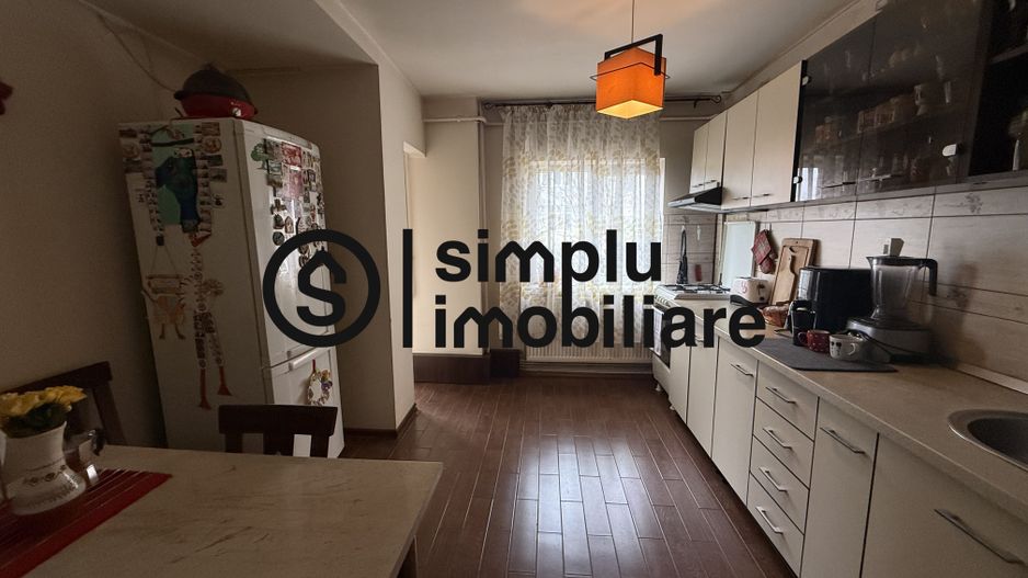 4 camere 95 mp | 1 Mai – etaj 3/4 | 2 bai |  centrala | bloc 1988 - Poză 32