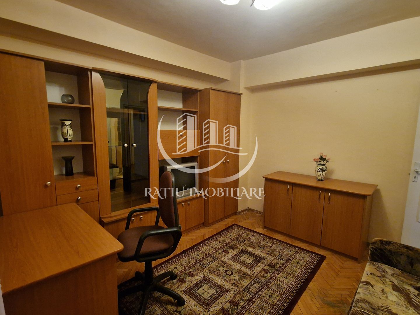 Apartament cu 4 camere | Decebal | Oradea - Poză 9
