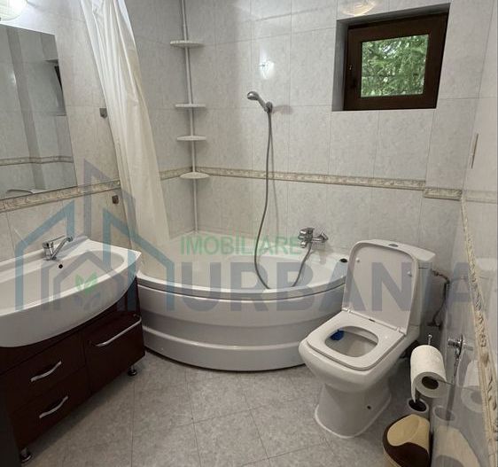 Apartament 3 camere la bloc tip vilă în Miroslava, strada principală - Poză 3