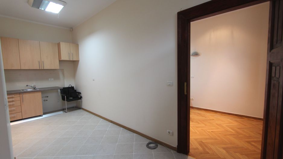 Apartament pretabil birou - Piata Victoriei - Poză 13