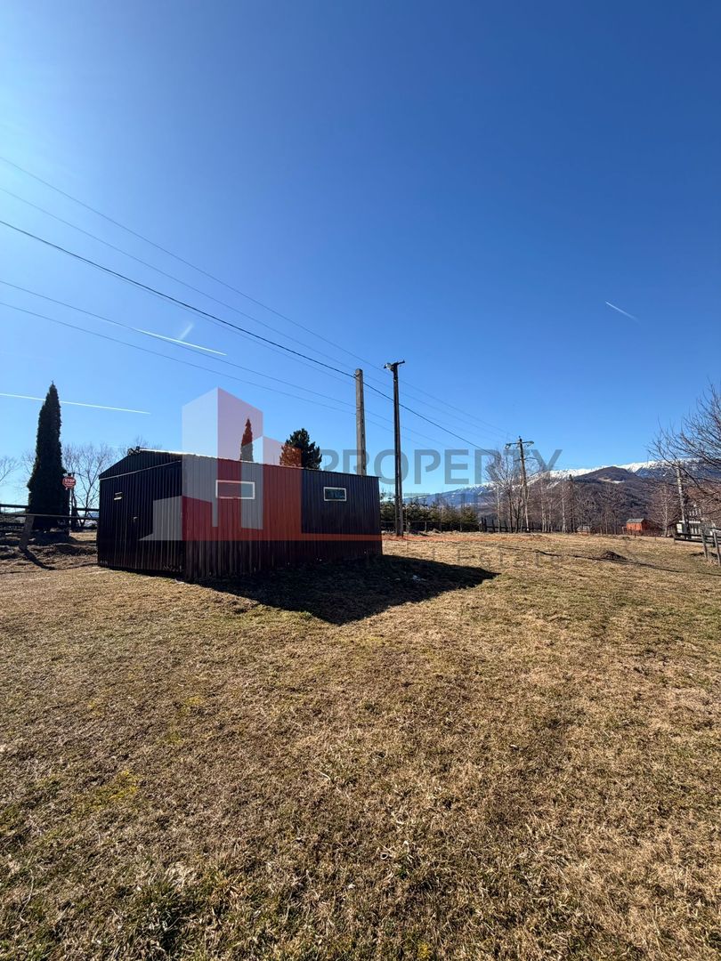 Casă tradițională cu 1800 mp teren  în Sohodol, Bran | Priveliște superba - Poză 10