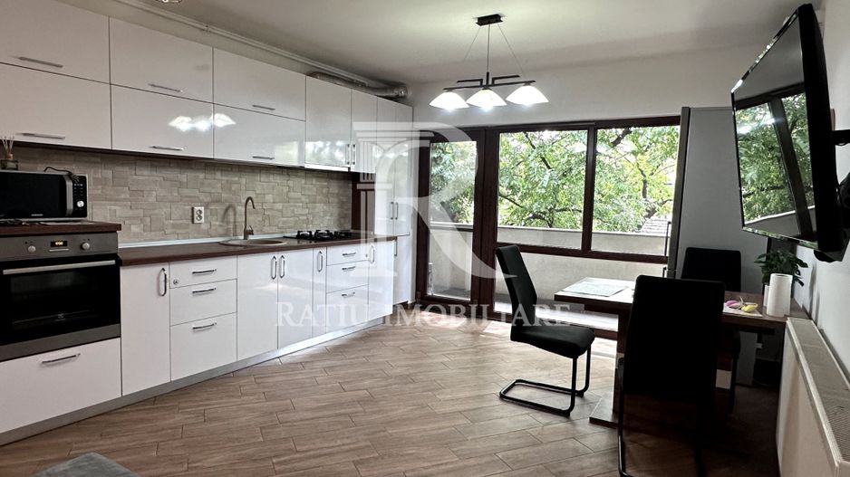Apartament cu 3 camere | Ultracentral | Oradea - Poză 1