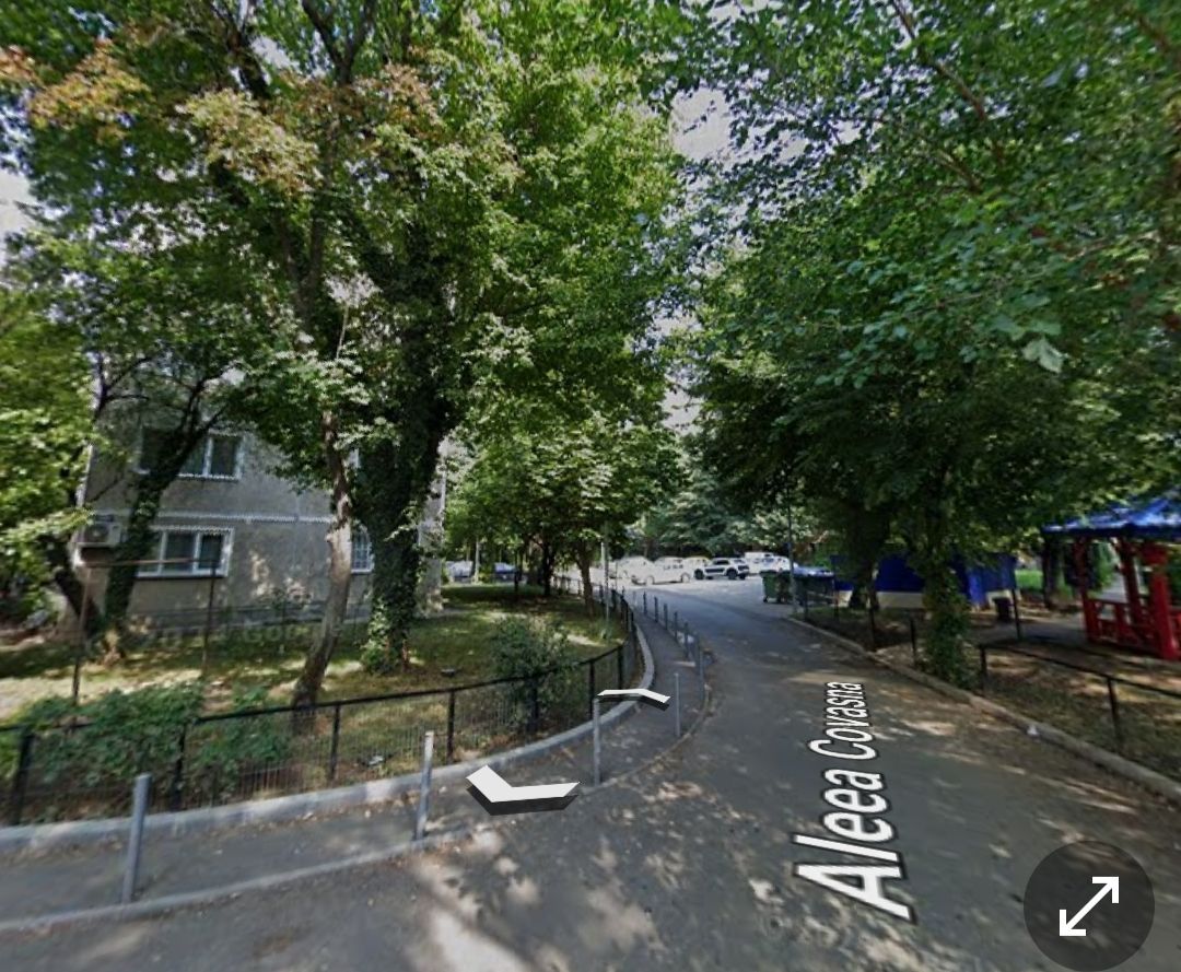 Apartament 4 camere, Bld. Brancoveanu, Aleea Covasna. - Poză 2