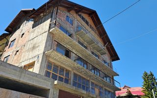 Cladire Pensiune D+P+2+M+Pod - 1089 mp + teren 893 mp - Sinaia - comision 0% - Poză 6