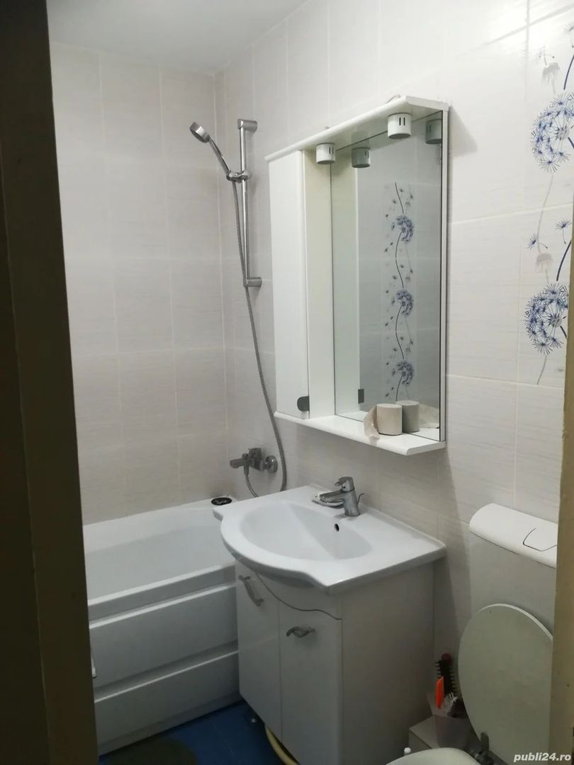 Apartament 2 cam, Micro 19, et 3 - Poză 1