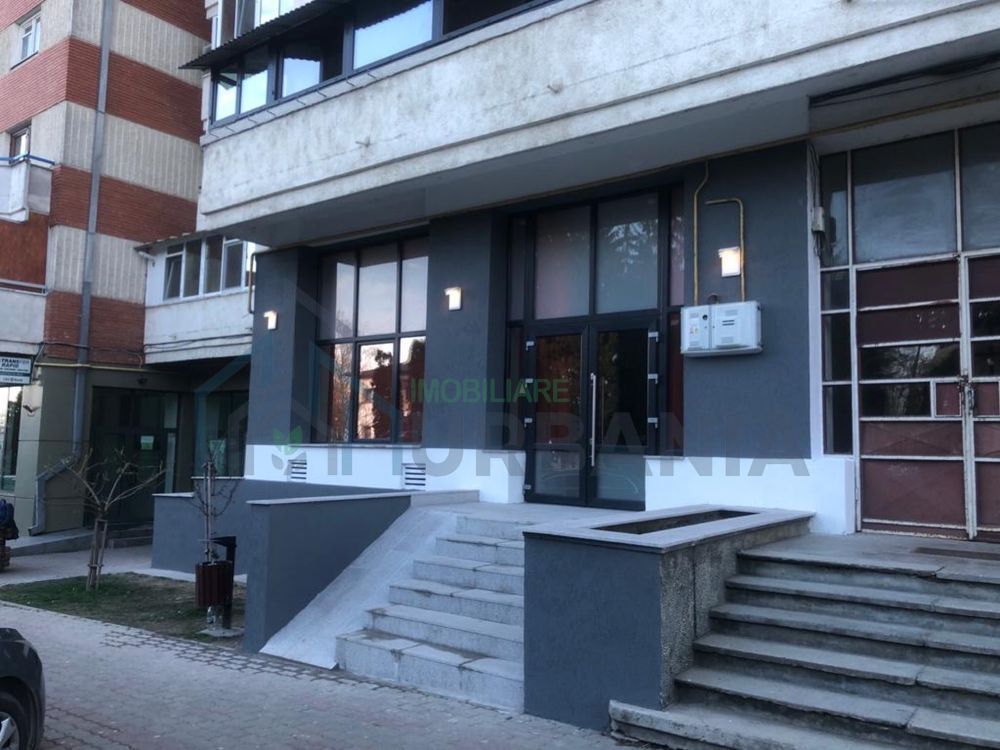 Spațiu comercial ultracentral de închiriat, Pascani - lângă CEC Bank - Poză 1