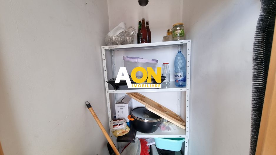 De vanzare apartament 3 camere decomandat bloc nou Cetate - Poză 9