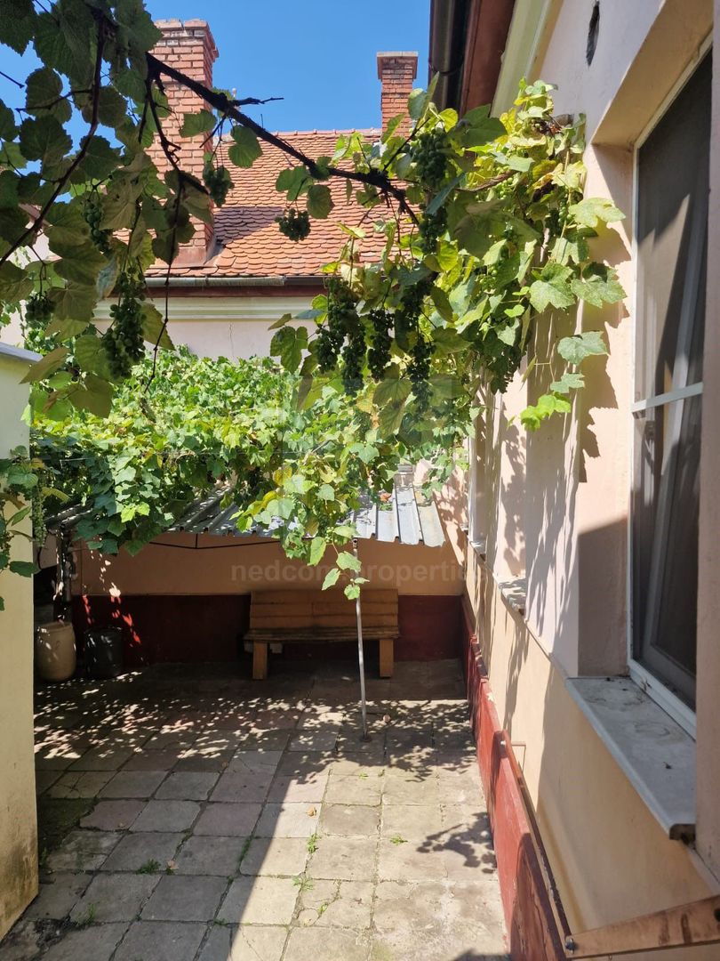 Vanzare casa 4 camere Brasov - central - Poză 6