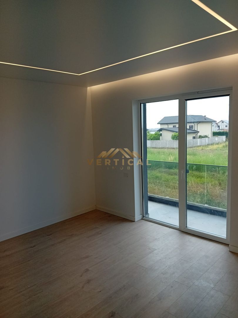 Apartament cu 2 camere, terasă, grădină proprie - Poză 11
