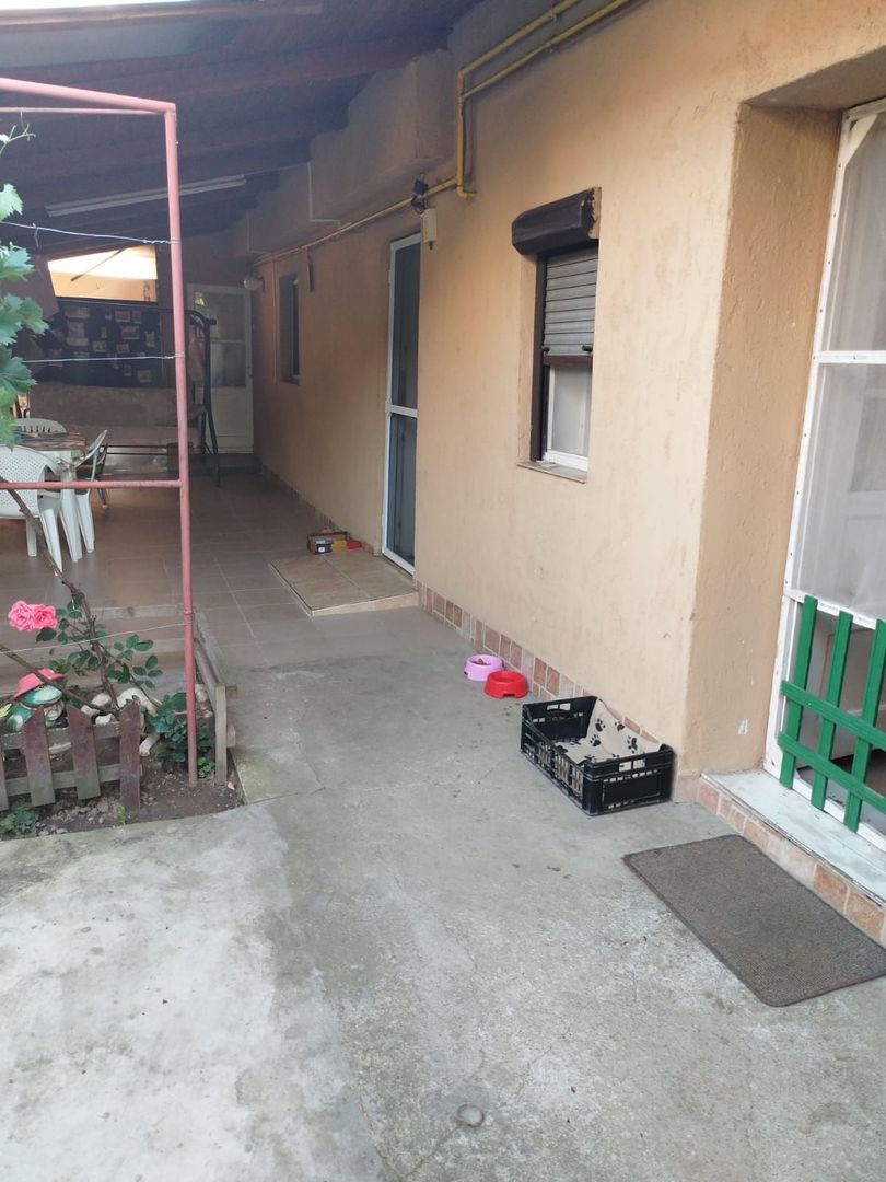 ageuropa.ro vinde casa in zona 14 Mai cu 3 cam. si teren aferent de 500mp. - Poză 3