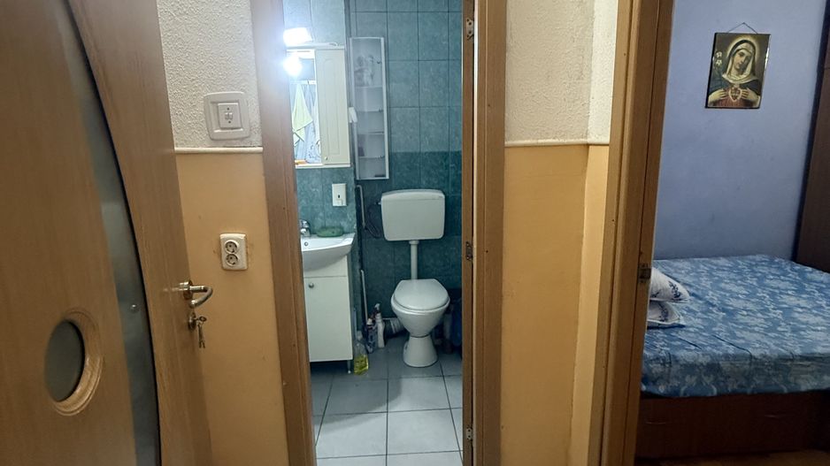 Apartament 2 camere 43 mp Parter( cu balcon) - Campina - Poză 13