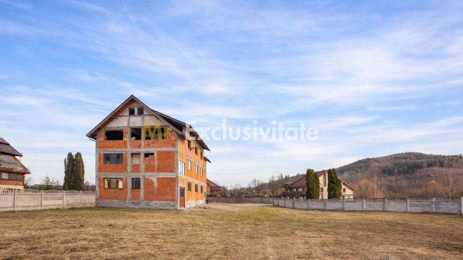 La 2 min de Campulung Muscel – 344 mp utili+ teren 4.563 mp -utilizare multiplă! - Poză 18