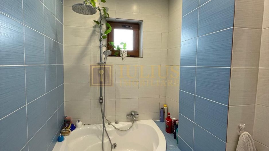 3 camere + boxa depozitare in zona Complex Studentesc, Sala Olimpia - Poză 7