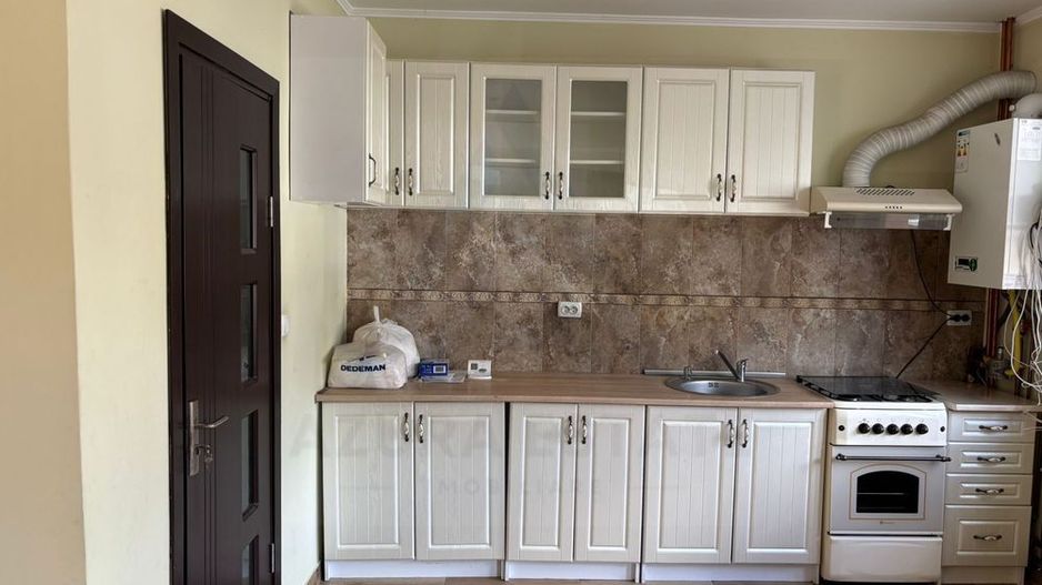 Casa 3 dormitoare curte de 300 mp utili garaj deschis Calea Surii Mici - Poză 3